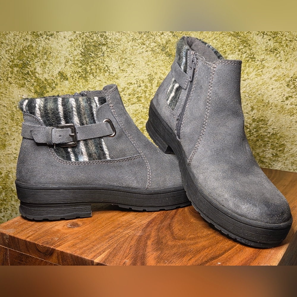 Earth Origins Gray Ankle Boots with Striped Woven Knit Accent Sz 7.5